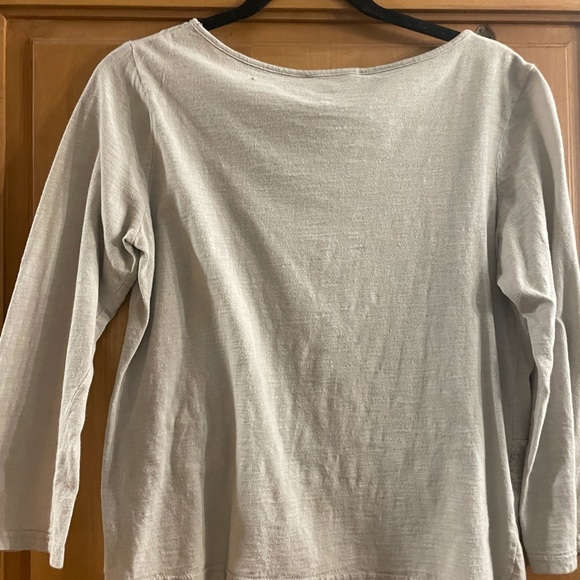 Quarter sleeve detailed blouse top - Picture 2 of 3